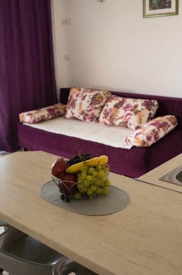 Franovic Apartments Tivat Dış mekan fotoğraf