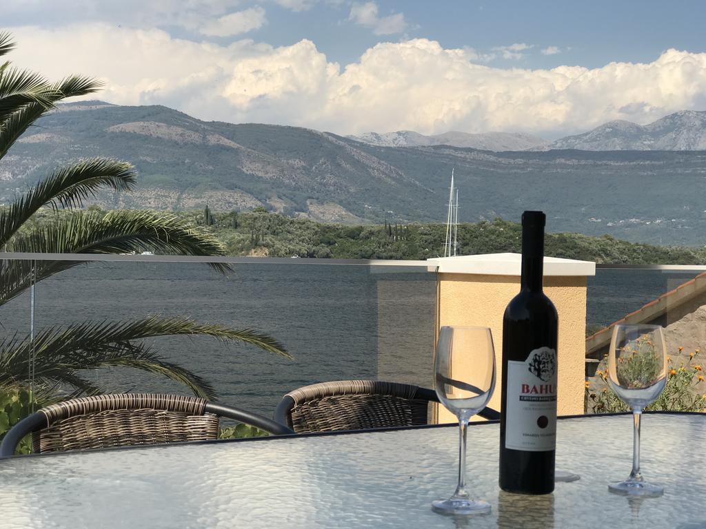 Franovic Apartments Tivat Dış mekan fotoğraf
