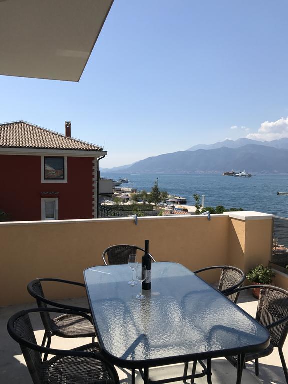 Franovic Apartments Tivat Dış mekan fotoğraf