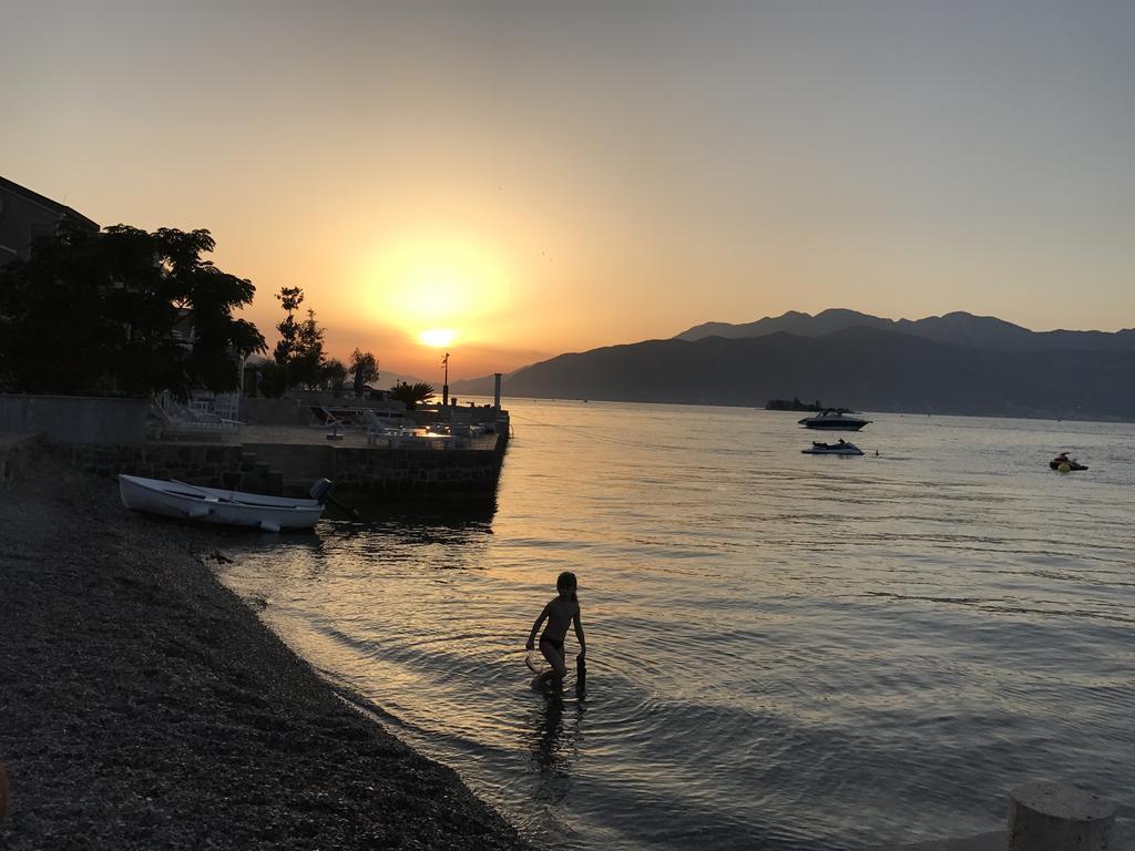 Franovic Apartments Tivat Dış mekan fotoğraf
