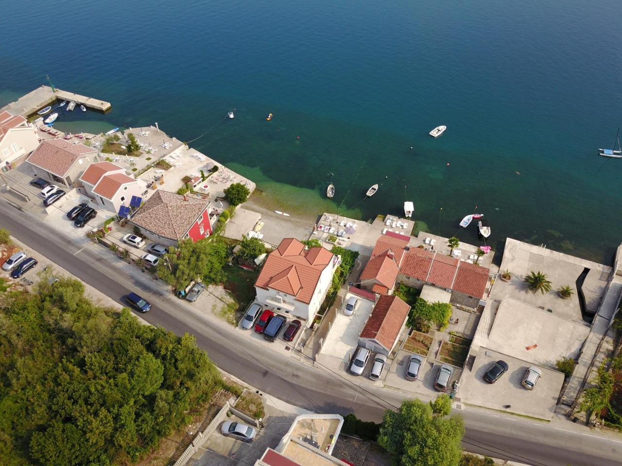 Franovic Apartments Tivat Dış mekan fotoğraf